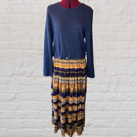 stonebridge Dresses & Skirts - Stonebridge Vintage Two-Piece Sweater & Skirt Set Size 16